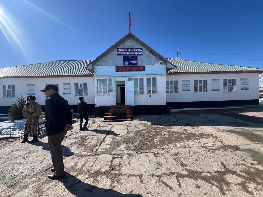 В стране проверяют школы, у которых неудовлетворительное техсостояние