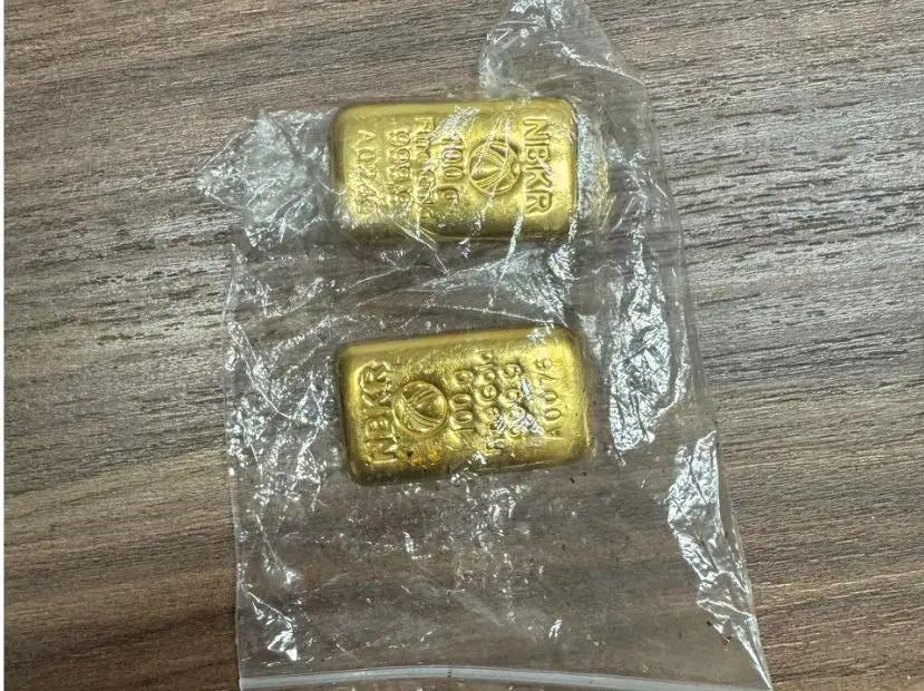 A man was detained in Bishkek while attempting to give a bribe in gold bars