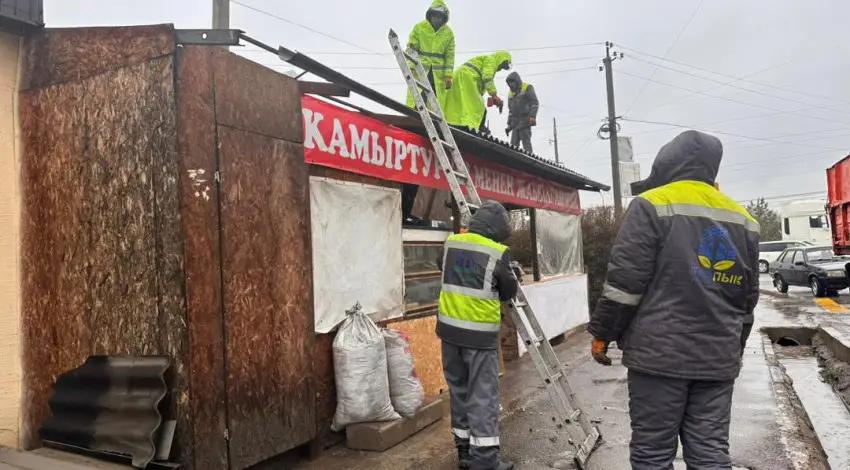 Ак-Өргөдө мыйзамсыз иштеп жаткан тамактануучу жай буздурулду