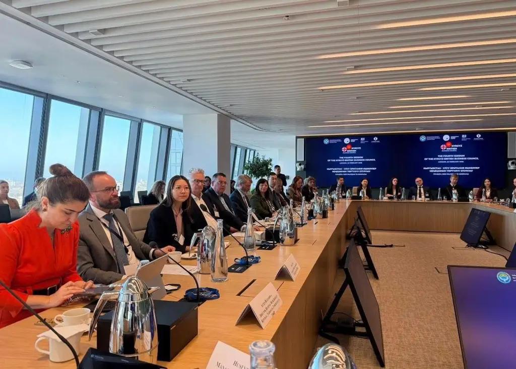 Климатические инвестиции: Кыргызстан подписал меморандум в Лондоне