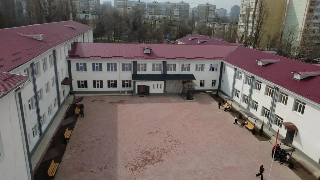 В школе № 39 впервые за более чем 60 лет провели полный капремонт