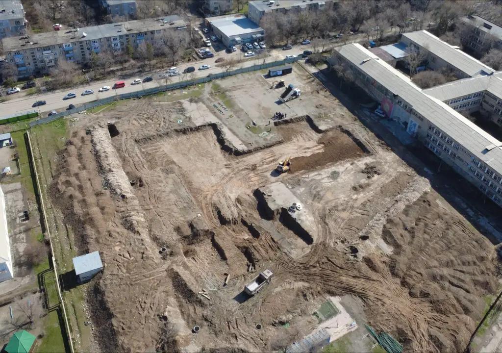 Бишкек: №55 жана №64 мектептерге жаңы окуу корпустары курулууда
