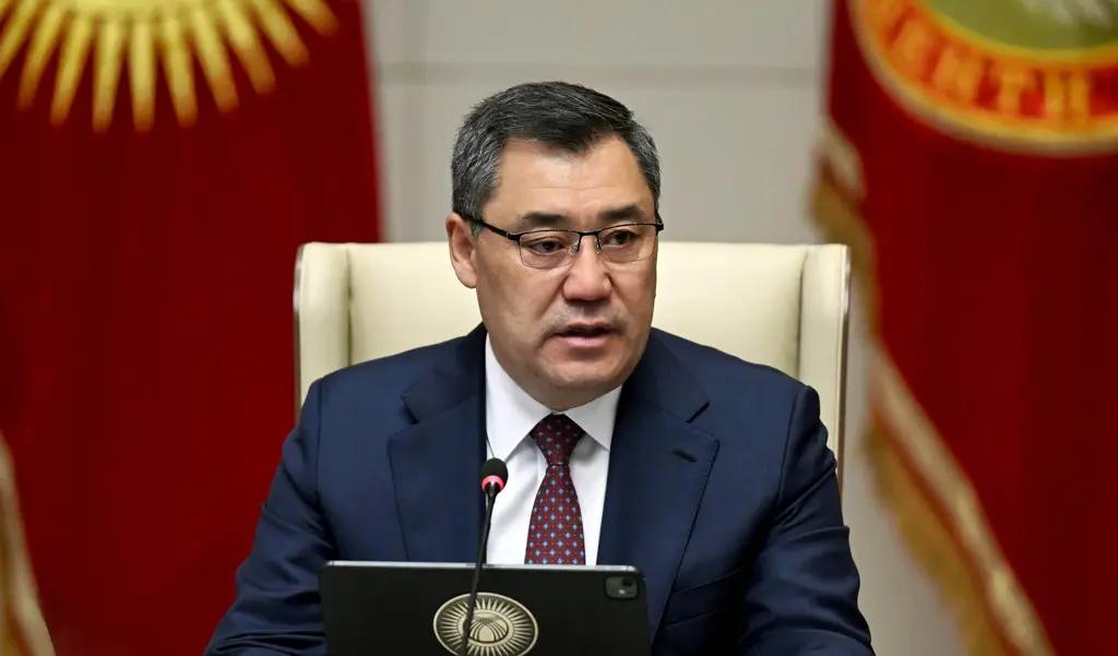 Президент заявил, что не станет щадить даже родственников в борьбе с коррупцией