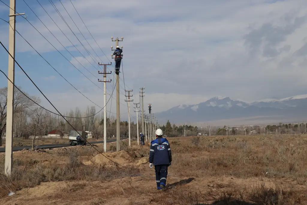 Ысык-Көл облусунда 75.5 чакырым эскирген электр зымдары жаңыланат