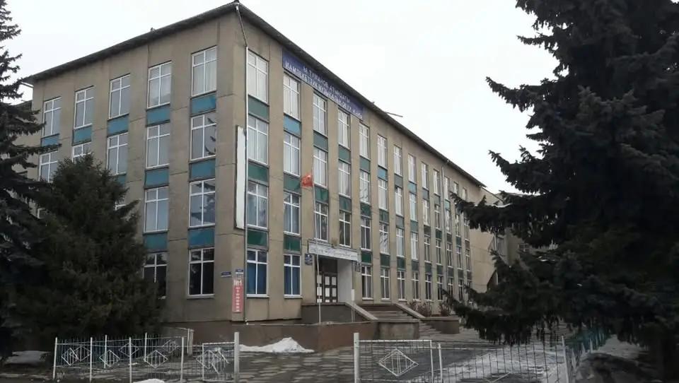 Караколдогу музыкалык окуу жайдын чоң залы 17.7 млн сомго оңдолот