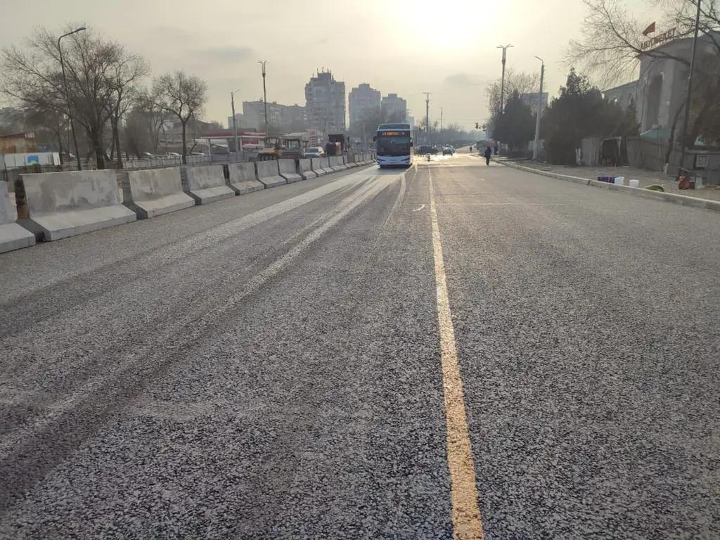 Бишкекте Жибек Жолу проспектисиндеги көпүрөнүн түндүк тарабы ачылды