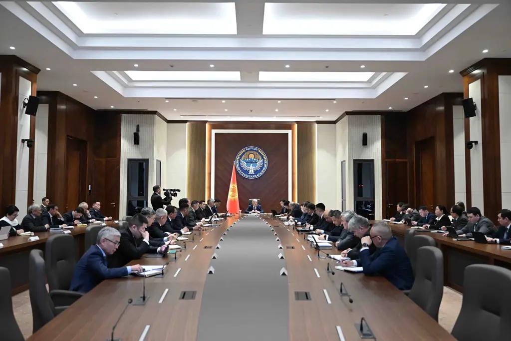 Кабмин обсудил экономические итоги и новые 100-дневные реформы