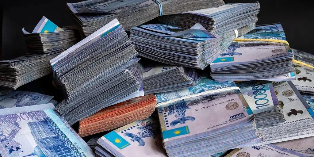 Казахстанский тенге вырос на 1.72% к сому. Курс НБ КР на 18 марта