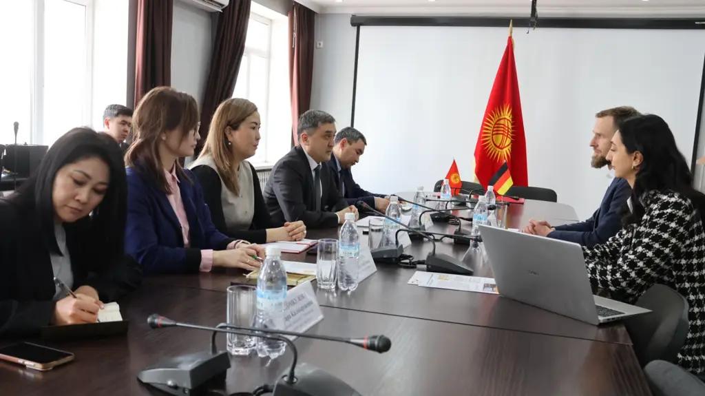 Минтруда и GIZ будут развивать зеленые навыки для экономики Центральной Азии