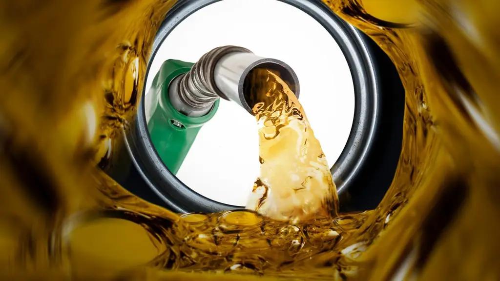 Кыргызстан направит накопленный объем бензина Аи-80 и дизтоплива в Таджикистан и Афганистан