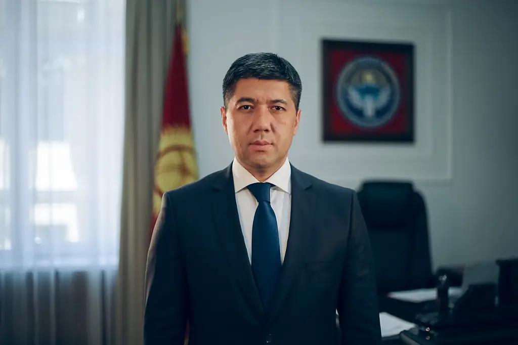 Мелис Тургунбаев подал заявление о сложении полномочий по собственному желанию