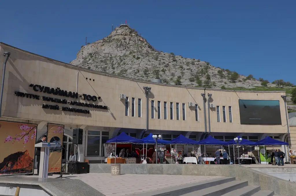 Ош шаарында туристтик сезон расмий түрдө ачылды