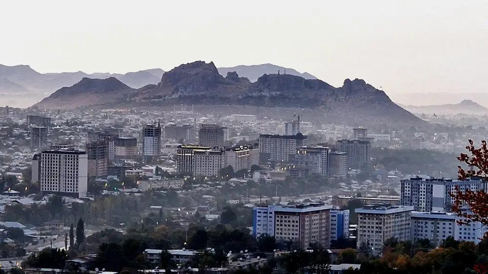 Ош шаарында мыйзамсыз курулуштар бузулууда