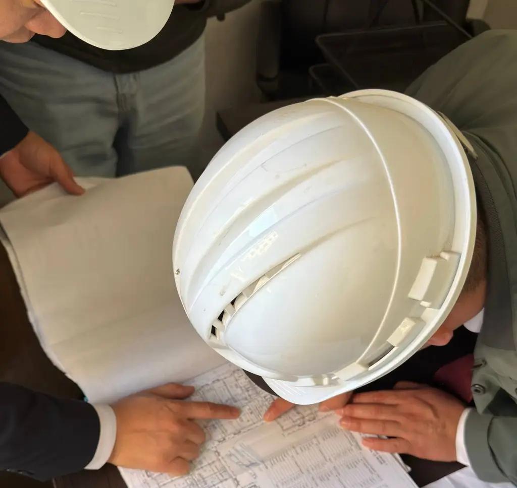 Бишкекте техникалык коопсуздук эрежелерин сактабаган курулуш компанияларга эскертүү берилди