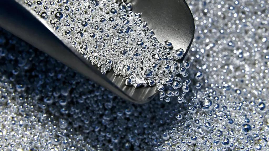 «Кыргызалтын» продал килограмм серебра ниже рыночной цены