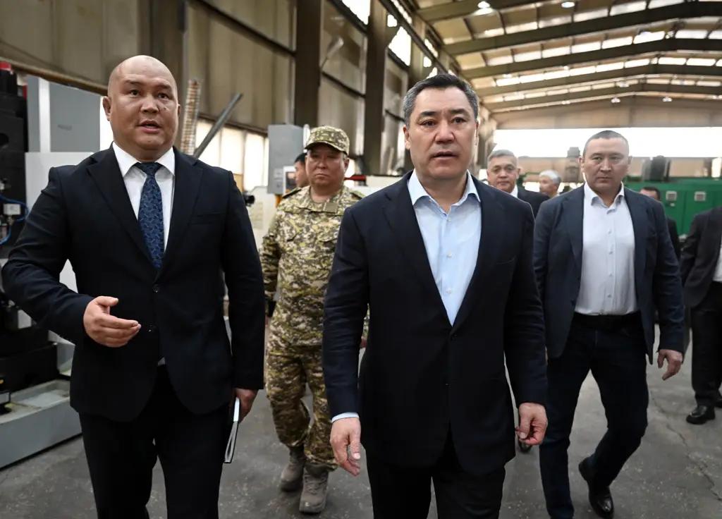 Садыр Жапаров учкучсуз аппараттарды чыгарууну тапшырды