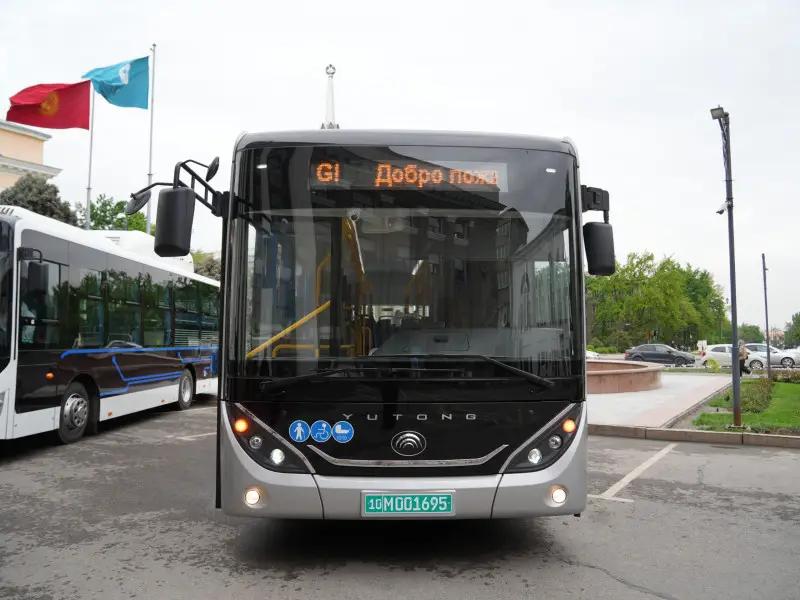 В Бишкеке тестируют новые автобусы для обслуживания жилмассивов