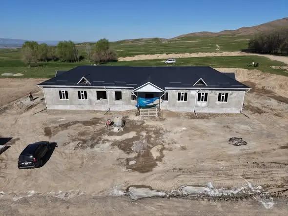 Таластын Кара-Арча айылында 22.8 млн сомго бала бакча салынууда