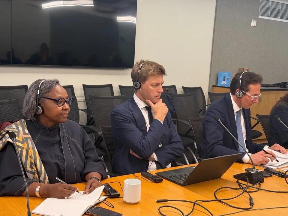 Пилотный солнечный проект Кыргызстана выходит на международный уровень