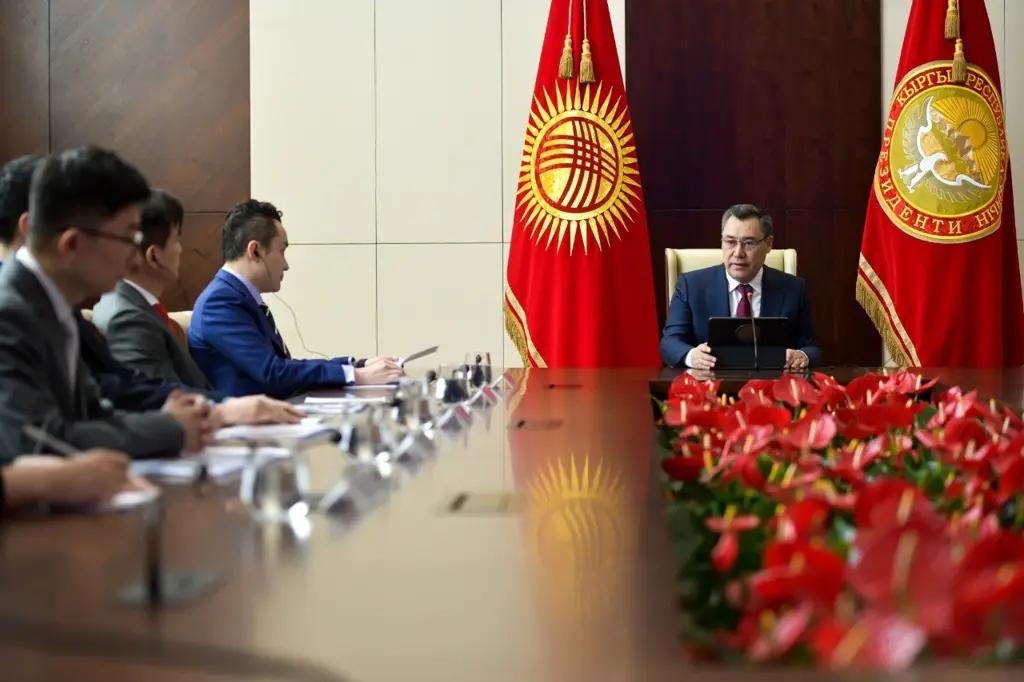 Два года до криптохаба: Кыргызстану откроют доступ к биржам через сом