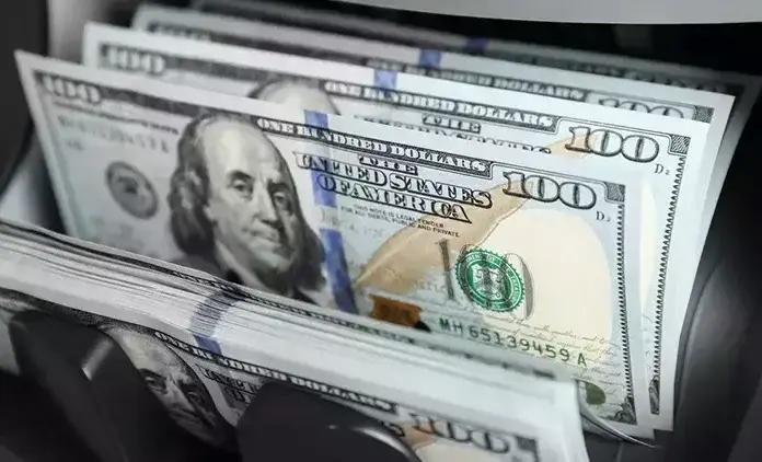 Кыргызстан зафиксировал снижение переводов из России и рост из США