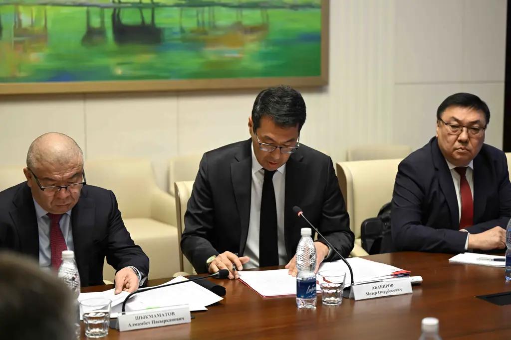 Касымалиев собрал совещание по санкциям после ограничений ЕС в отношении Кыргызстана