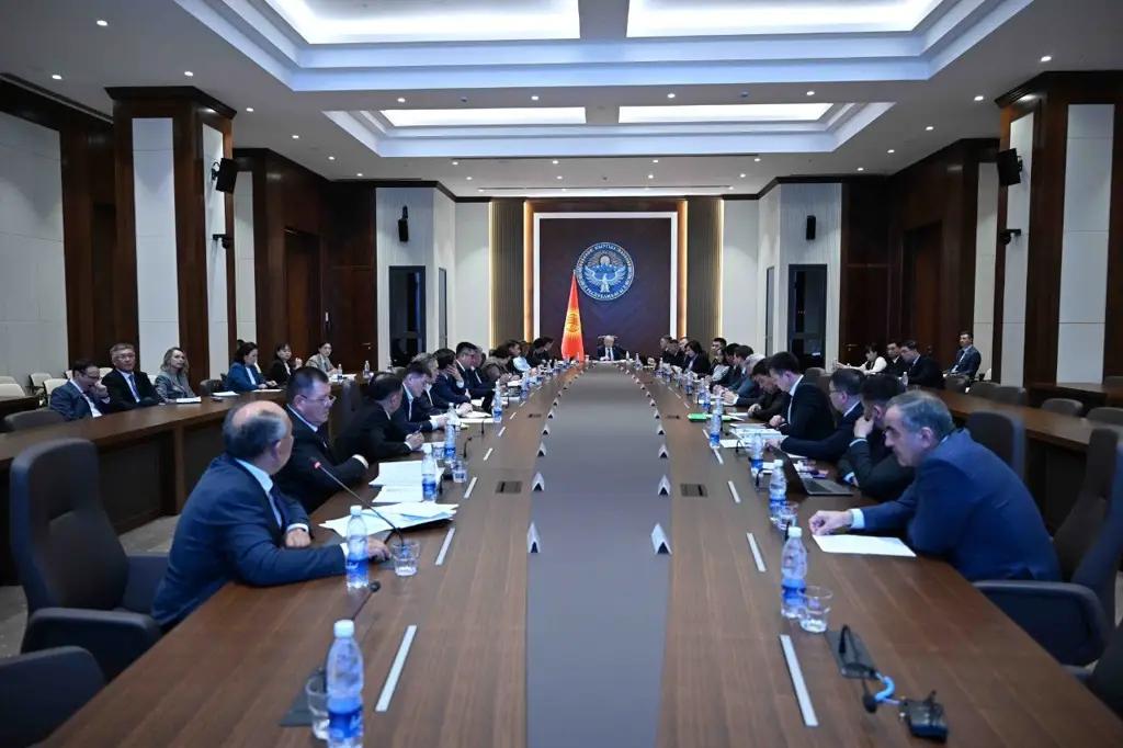 Кабмин Кыргызстана утвердил базовый сценарий экономического развития до 2031 года