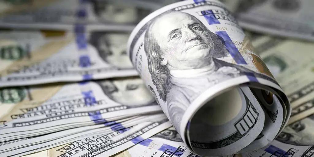 Обменным бюро в Бишкеке придется держать минимум 5 млн сомов оборотных средств