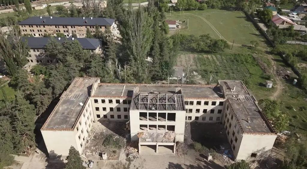 Каракол шаарындагы облустук мектеп-интернаты 477 млн сомго толук жаңыланат