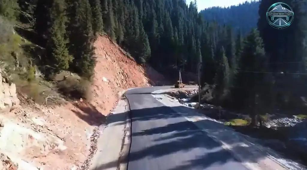 Кырчын жайлоосуна барчу жолдун 18 чакырымына асфальт төшөлдү
