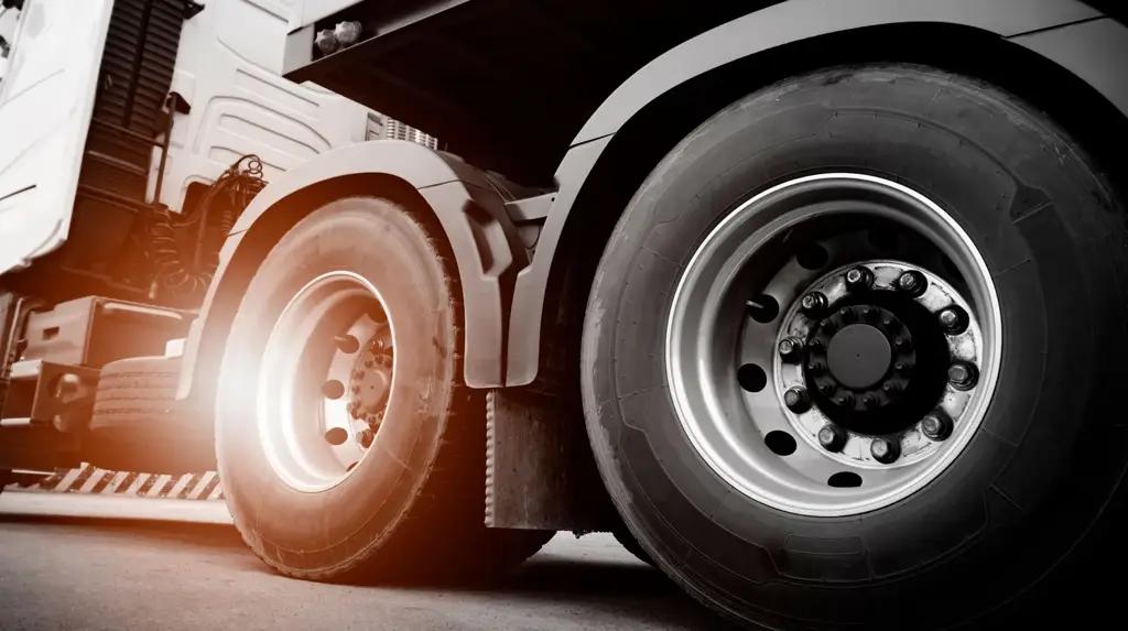Bishkek introduces temporary restrictions on lorries weighing over 18 tonnes