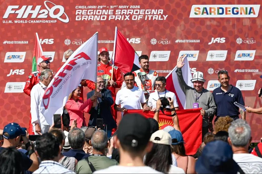 Италия передала Кыргызстану эстафету чемпионата мира Formula 1 на воде