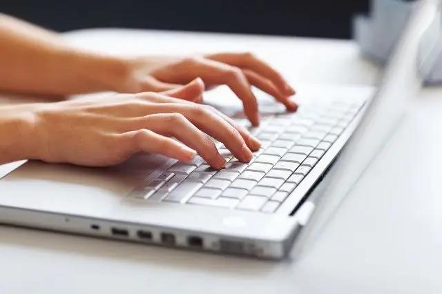 Без учителей и бесплатно: в Бишкеке откроют инновационную IT-школу