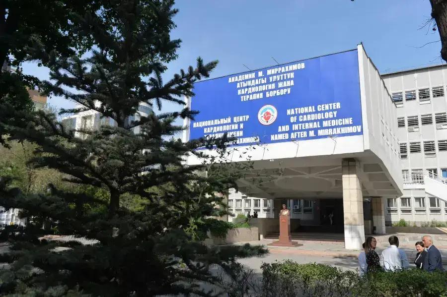 Государственным больницам разрешат самостоятельно устанавливать цены на платные услуги
