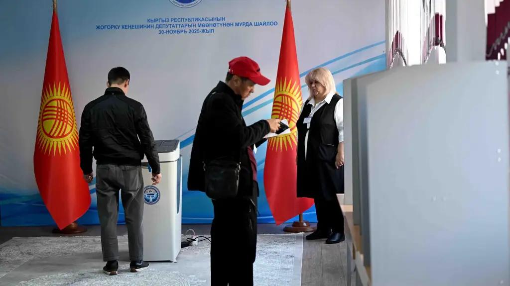 Мыйзам долбоору: Шайлоо үчүнчү күндөрү өтөт. Ал күнү жарандар эс алып, айлык да алат