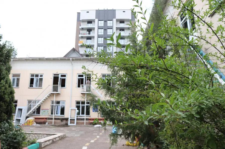 В Бишкеке проверили подготовку школ и детсадов к новому учебному году