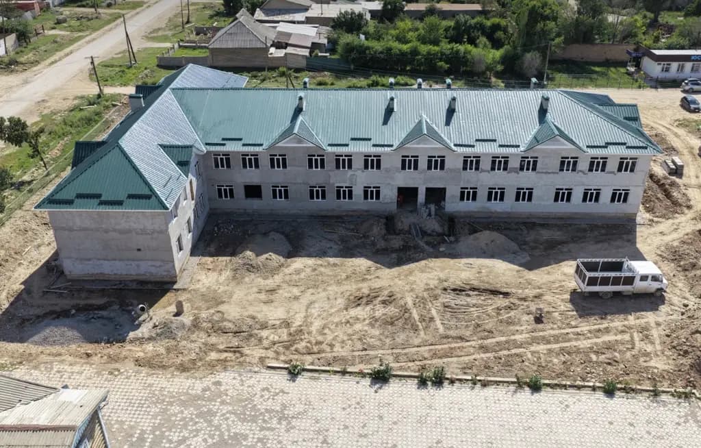 Жети-Өгүздө 102 млн сомго жаңы мектеп курулуп жатат