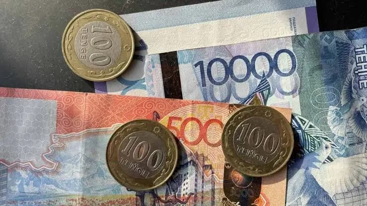Тенге вырос к сому более чем на 2%. Курс валют НБ КР на 15 июля