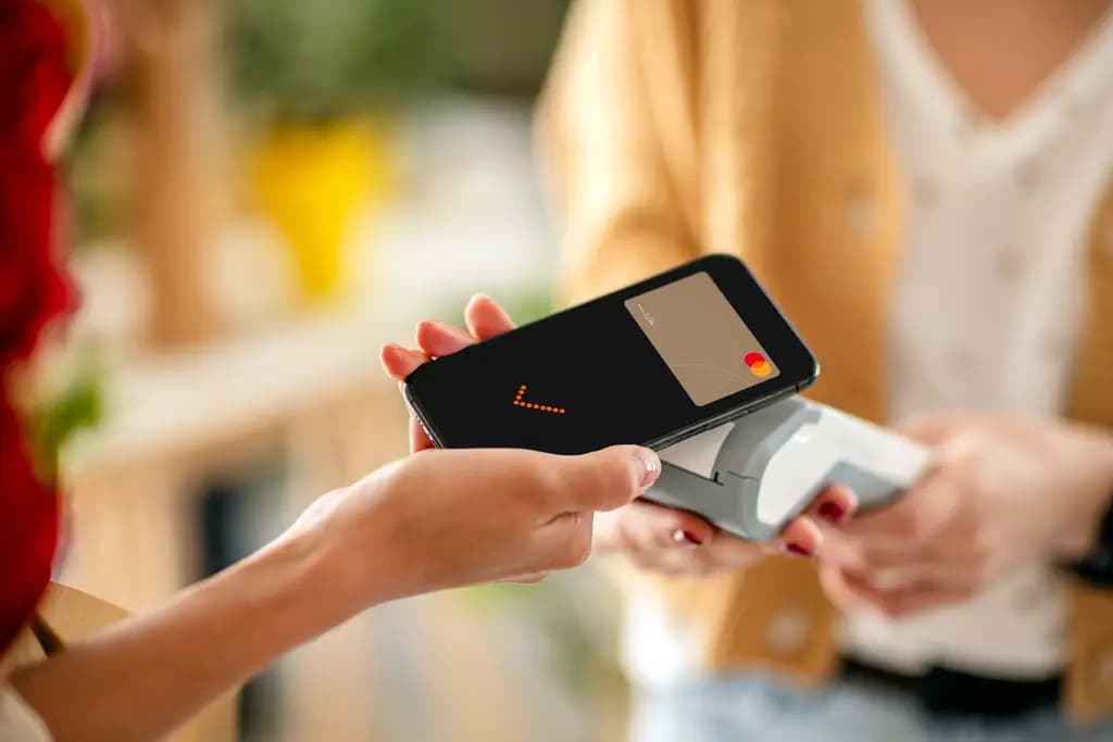 Mastercard совместно с кыргызстанскими банками запускает Apple Pay для клиентов в Кыргызстане
