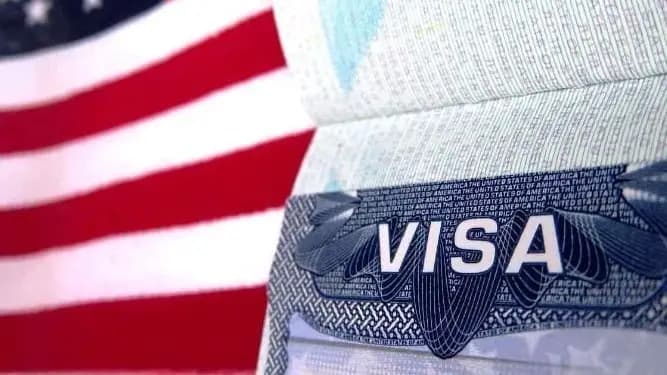 Уже с завтрашнего дня кыргызстанцам для получения визы в США может понадобиться до $20 тысяч