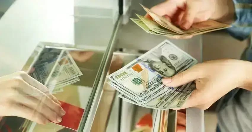 Средняя зарплата в Кыргызстане выросла на 25%
