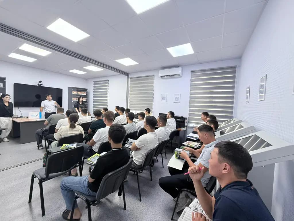 Минтруда напомнило об обязательной подготовке кыргызстанцев перед работой за рубежом