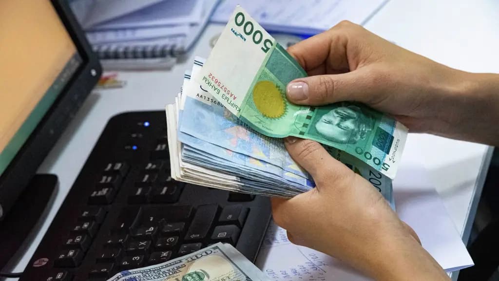 On average, over 80,000 KGS – that is how much Kyrgyz citizens will be earning by 2031