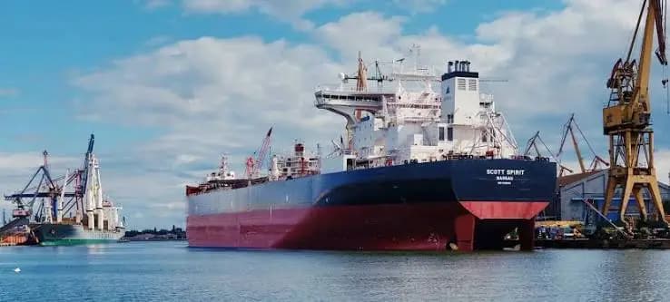 Экспорт нефти из стран Персидского залива восстановился до двух третей довоенного уровня
