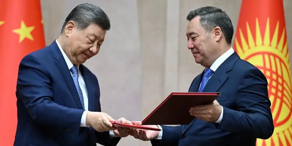 Кыргызстан и Китай подписали более 30 двусторонних документов — Кулубаев