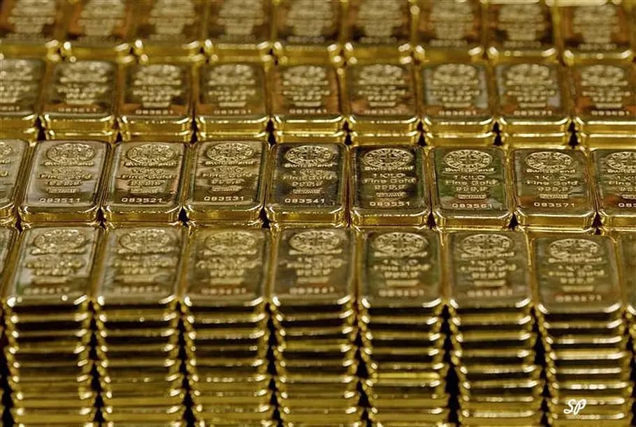 Улуттук банктын алтынынын унциясы дээрлик 19 миң сомго арзандады