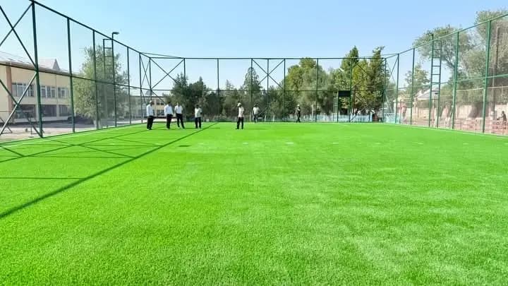 В Кызыл-Кие откроют 16 новых мини-футбольных площадок
