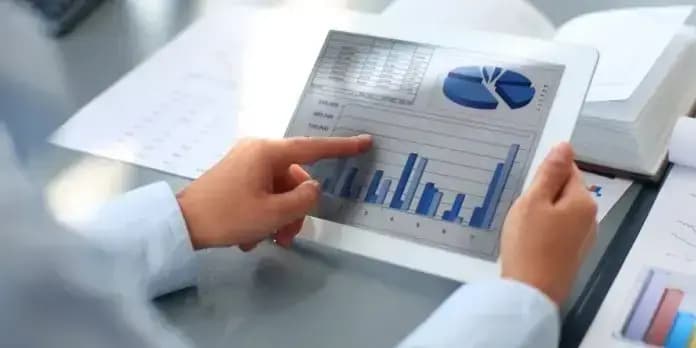 There are plans to move corporate reporting on the stock market online