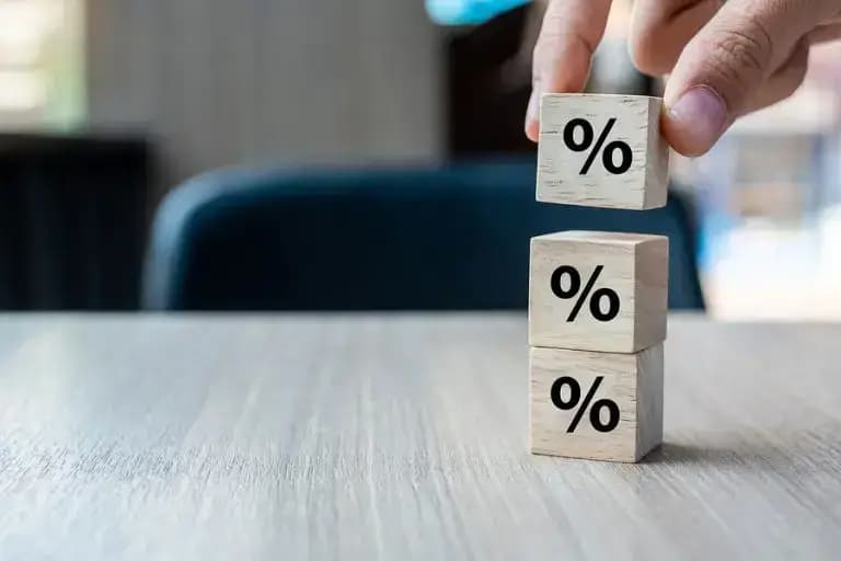Ставки по кредитам для бизнеса в КР достигают 18—20% при потребности производства в 10—12% — эксперт
