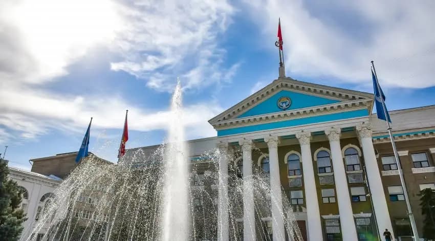 Мэрия: «Мадина» базарындагы өрттөн кийинки чыгымды аныктоо иштери уланууда